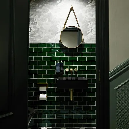The Portico - Fka Hanover Victoria