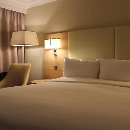מלון Renaissance London Heathrow Harlington (Greater London)