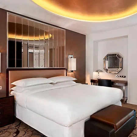 Sheraton Grand Park Lane 5* Londýn