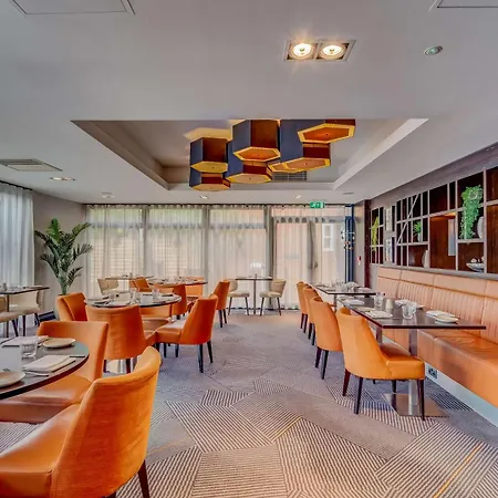 Doubletree By Hilton Ealing Hotel Londres