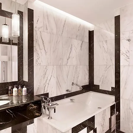 Sheraton Grand Park Lane Hotel Londýn