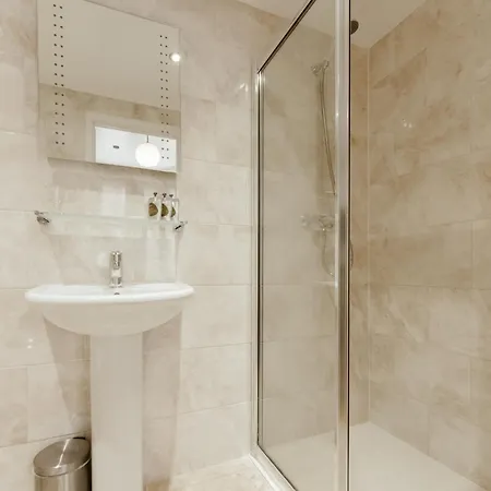 Hotel Star 3*