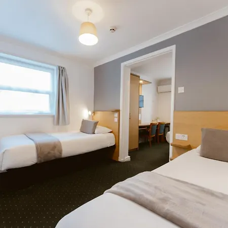 Star Hotel London