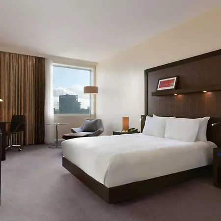 Hilton Canary Wharf 4* Londra