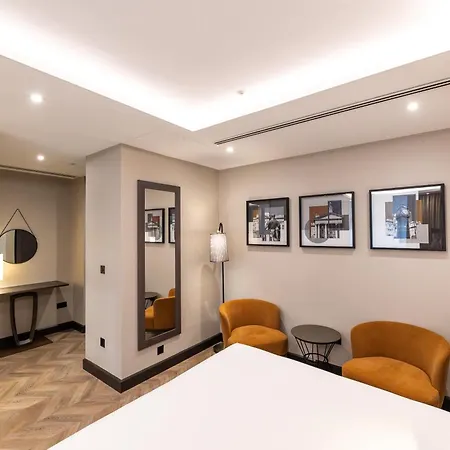Doubletree By Hilton Victoria Hotel