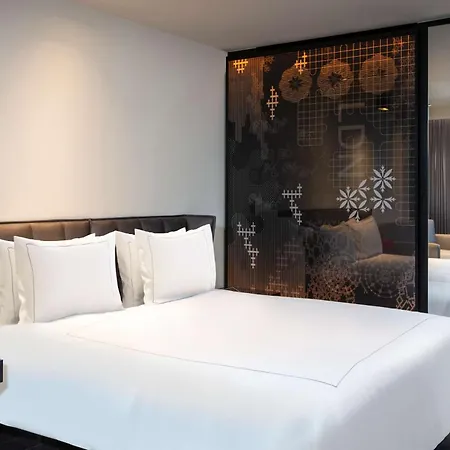Hotel Park Plaza Riverbank 4*