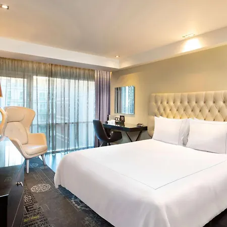 Hotel Park Plaza Riverbank