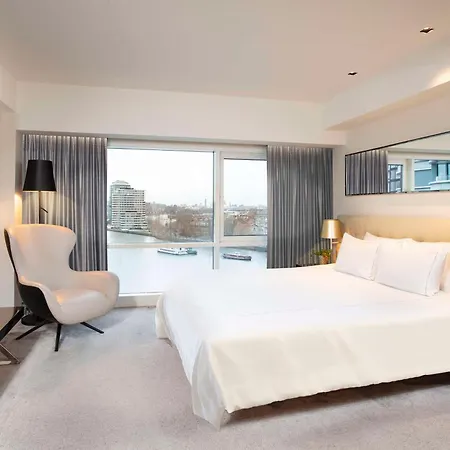 Hotel Park Plaza Riverbank Londýn