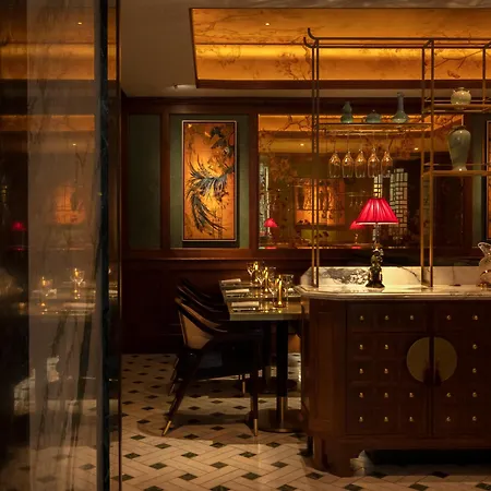 St. James' Court, A Taj Hotel, Londra