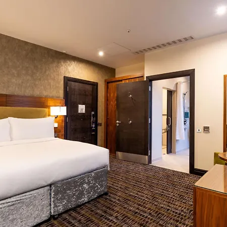 Doubletree By Hilton - West End London