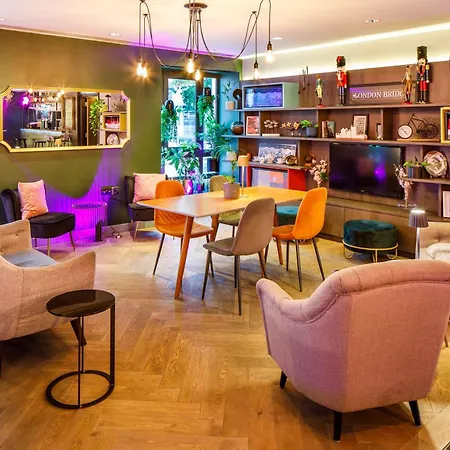 Mercure Bridge Hotel 4*