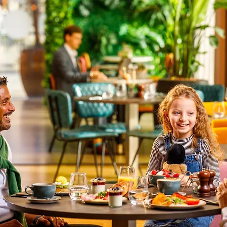 Novotel Greenwich Hotel