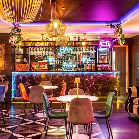 Hotel Mercure Bridge 4*