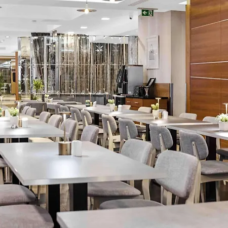 Hotel Doubletree By Hilton Kensington 4*