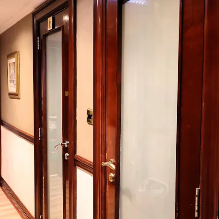Dreamtel Kensington Hotel London