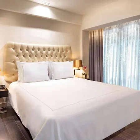 Park Plaza Riverbank