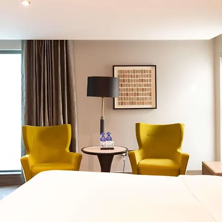 Szálloda Doubletree By Hilton - West End