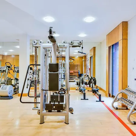 Hotel Sheraton Skyline London Heathrow 4*