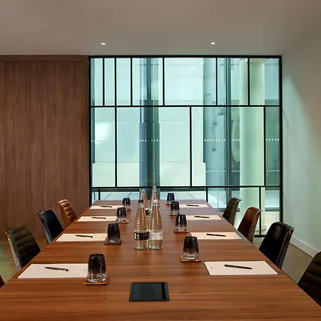Otel The Westminster London, Curio Collection By Hilton Londra