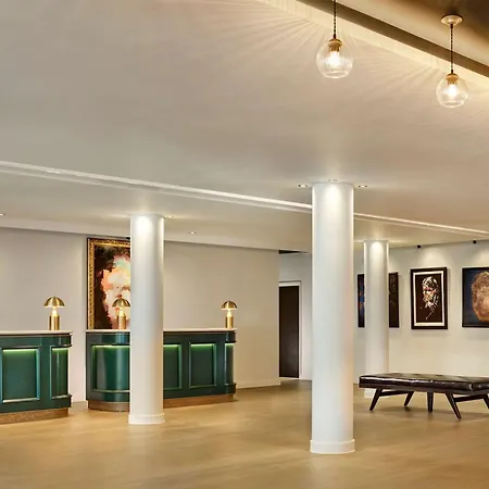 The Westminster London, Curio Collection By Hilton מלון 4*