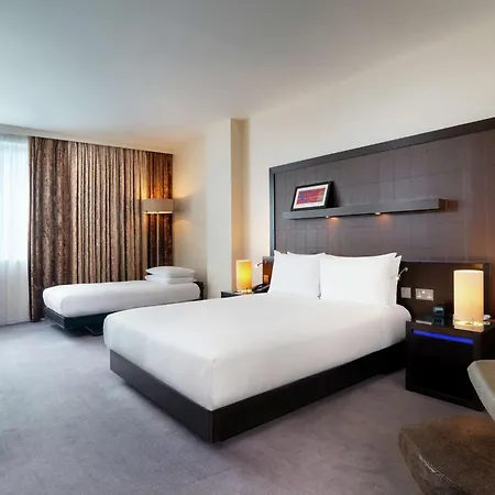 Hilton Canary Wharf 4* Londra
