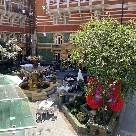 세인트 코트, 타지 호텔, 4* 런던