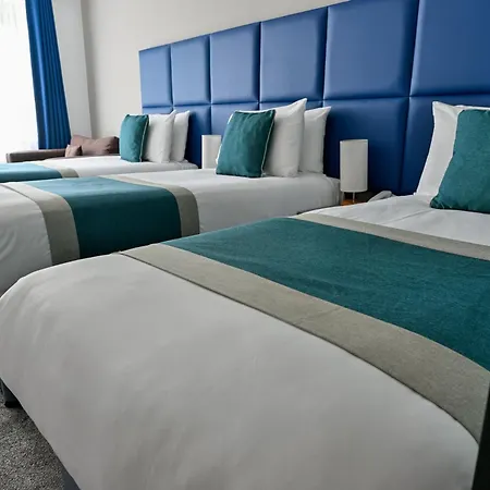 Отель Kensington Court - Earls Court 3*