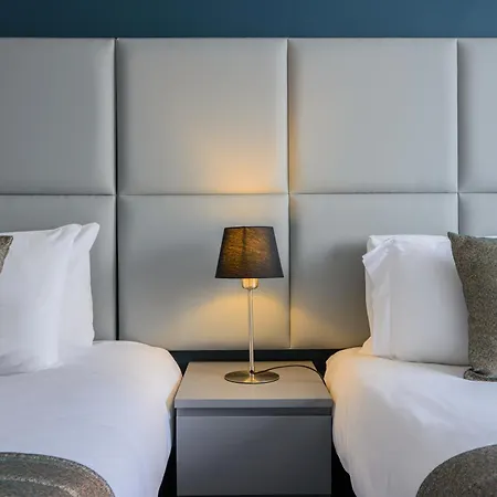 Kensington Court - Earls Court Отель