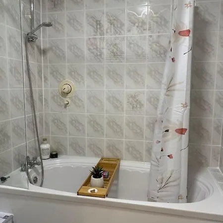 2 Bed Chic Vintage Flat At Bayswater Apartment