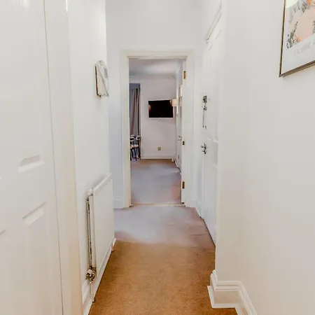 2 Bed Chic Vintage Flat At Bayswater Apartment *