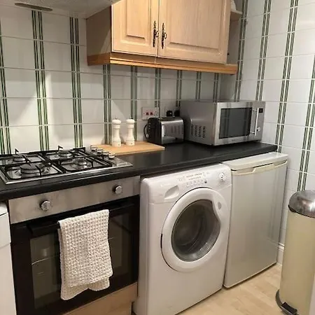 2 Bed Chic Vintage Flat At Bayswater Apartment