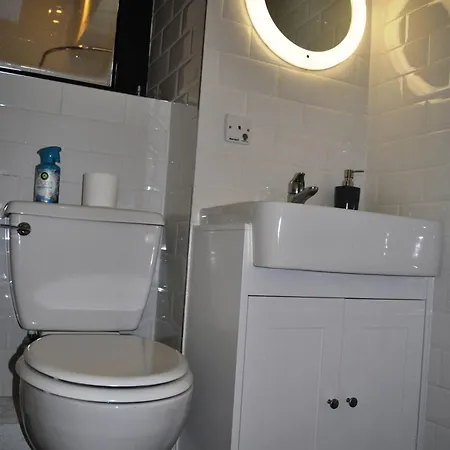 Cosmos Capsule Coworking Hotel a capsule
