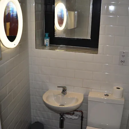 Hotel a capsule Cosmos Capsule Coworking Londra