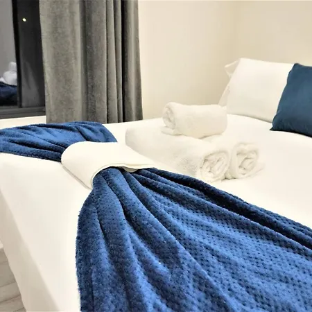 Aparthotel Queens Luxury Wembley Stadium -