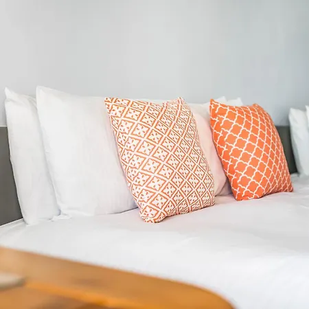 Homestay Stunning Massive Bedroom +direct Thames River View