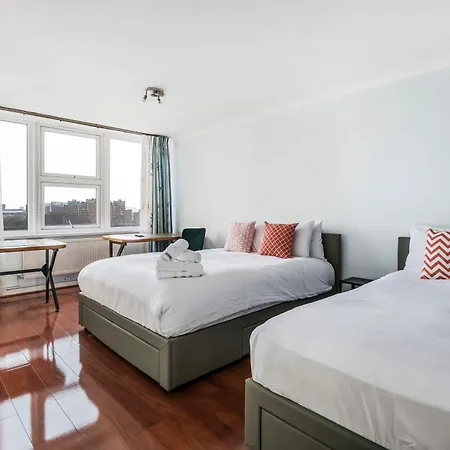 Stunning Massive Bedroom +direct Thames River View Homestay *