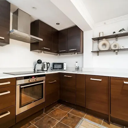Vauxhall - 2br With Patio - Cityapartmentstay Apartment London