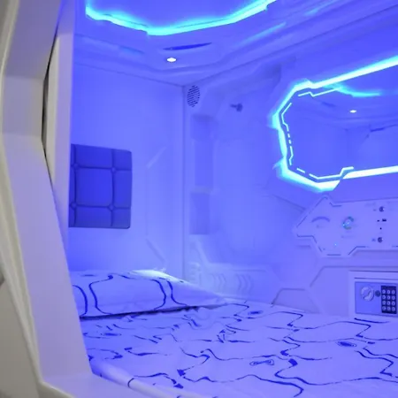 Cosmos Capsule Coworking * London