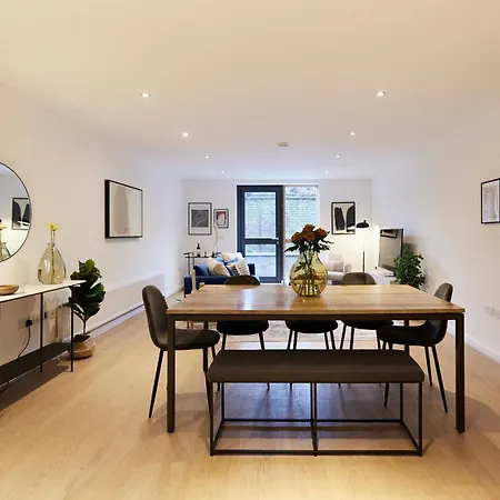 The Putney Escape - Trendy 2bdr Flat With Terrace + Parking