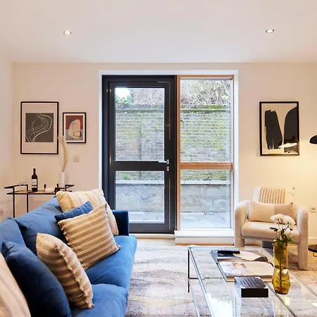 The Putney Escape - Trendy 2bdr Flat With Terrace + Parking * London