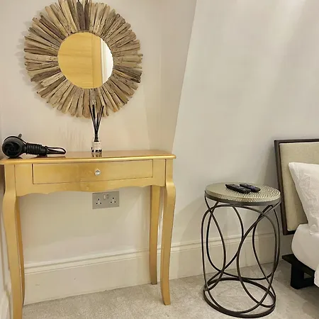 Soho Apartment *