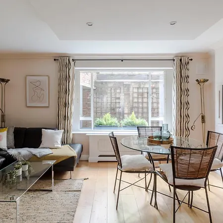 The Seymour - Marylebone - By Frankie Says *
