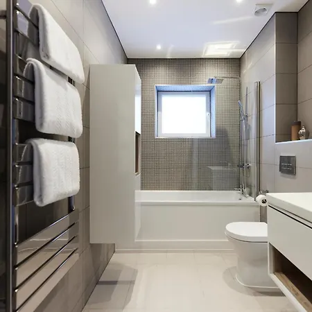 The Wembley Park Sanctuary - Stunning 2bdr Flat With Balcony Apartment