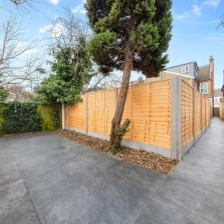 Sercasa - Woodside Park - North Finchley Whetstone