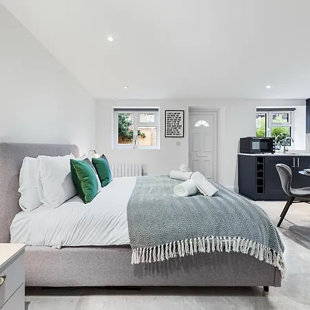 Sercasa - Woodside Park - North Finchley * Whetstone