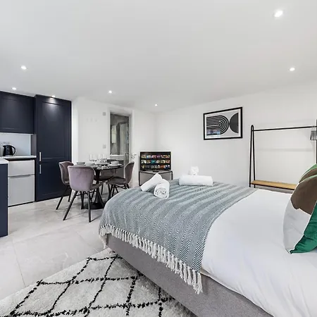 Sercasa - Woodside Park - North Finchley *