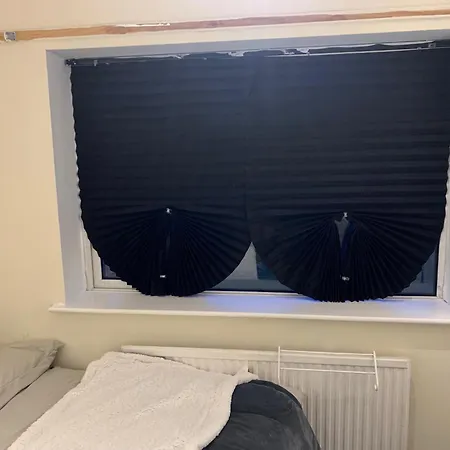 Contractor & Family Friendly House Romford *