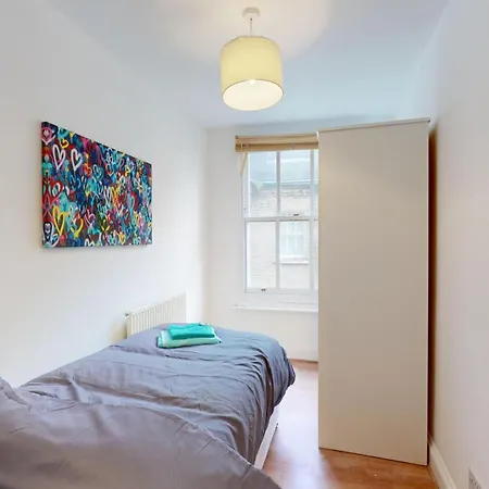 My Lovely Clapham Flat Apartment London