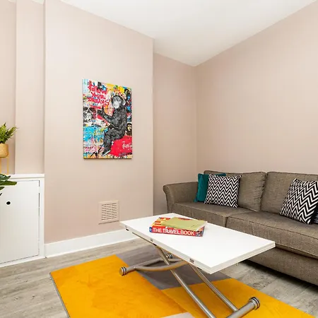Renovated 3br Wgarden In Stratford, 1min To Train *