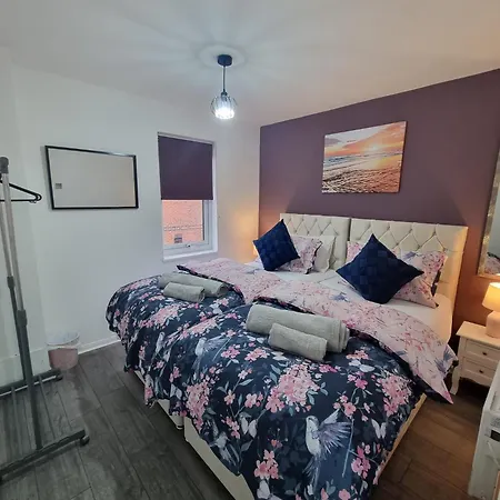 Sutton Apartment, Greater London